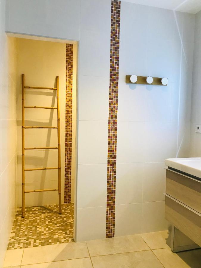Ferme St Pierre 2 Suites Avec Repas, Piscine, Clim, Cheminee Ou Baignoire Spa Chabeuil Екстер'єр фото